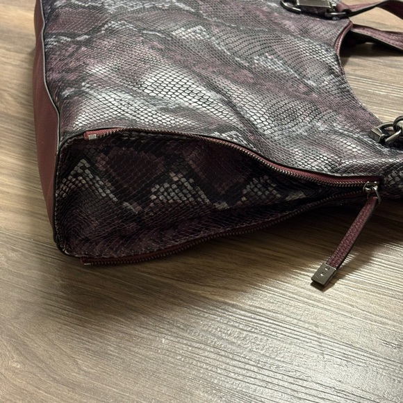 Vince Camuto Burgundy Snake Print Shoulder Bag - Picture 5 of 12